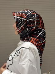 LA BOUTİQUE SURA İPEK EŞARP