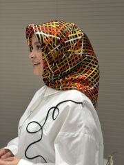 LA BOUTİQUE SURA İPEK EŞARP