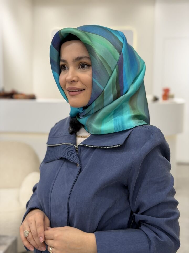 LA BOUTİQUE SURA İPEK EŞARP