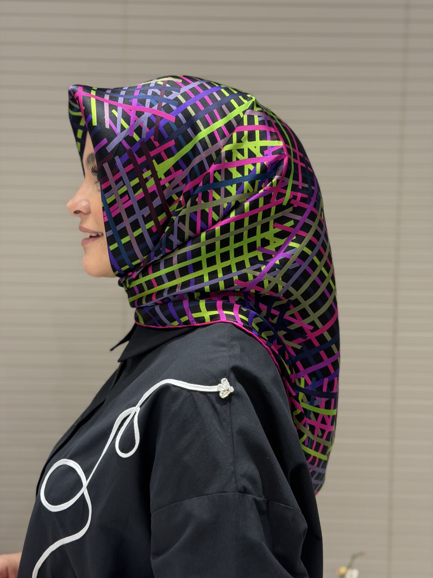 LA BOUTİQUE SURA İPEK EŞARP