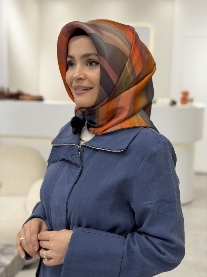 LA BOUTİQUE SURA İPEK EŞARP