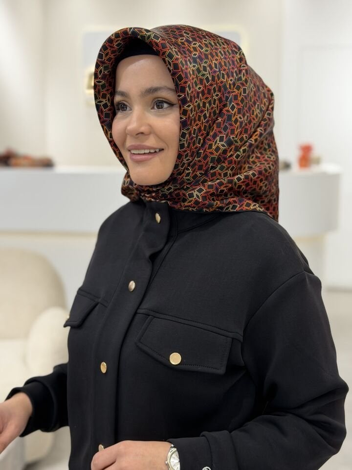 LA BOUTİQUE SURA İPEK EŞARP