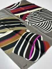 AKER SURA İPEK EŞARP