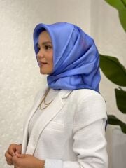 AKER SURA İPEK EŞARP