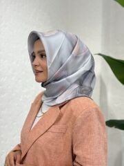 AKER SURA İPEK EŞARP