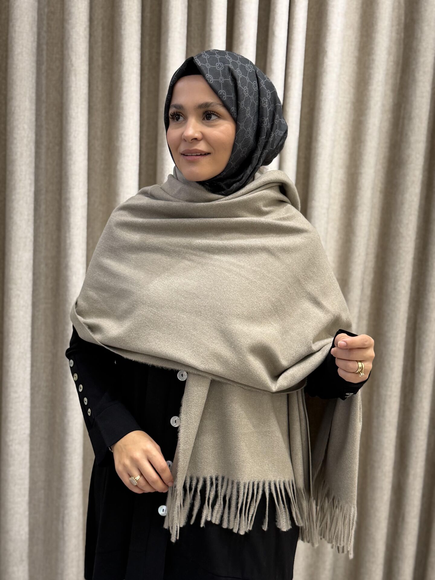 OMUZ ŞALI KUM BEJİ