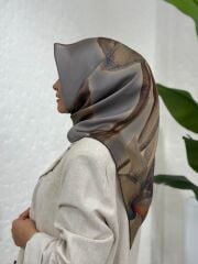 AKER SURA İPEK EŞARP