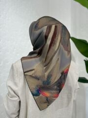 AKER SURA İPEK EŞARP