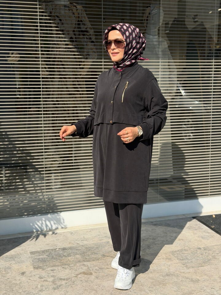 ARMİNE SPOR PANTOLONLU TAKIM SİYAH