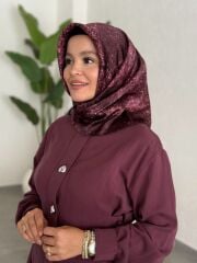 AKER SURA İPEK EŞARP