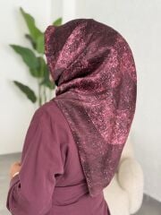 AKER SURA İPEK EŞARP