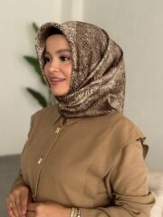 AKER SURA İPEK EŞARP