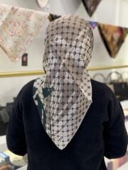 AKER SURA İPEK EŞARP