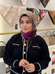 AKER SURA İPEK EŞARP