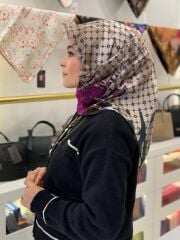 AKER SURA İPEK EŞARP