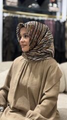 AKER SURA İPEK EŞARP