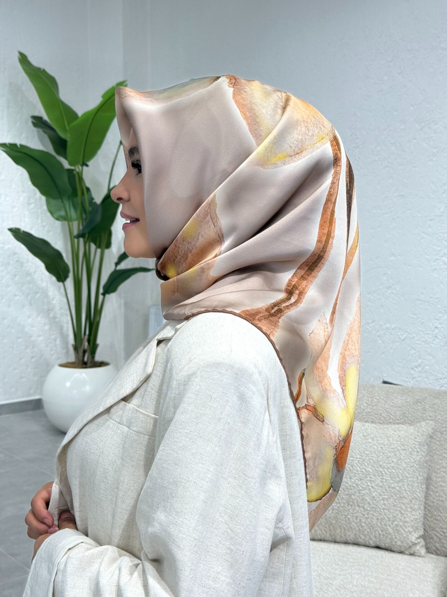 AKER SURA İPEK EŞARP