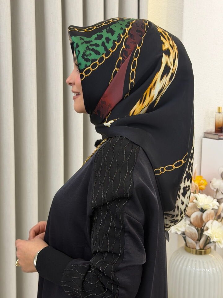 AKER SURA İPEK EŞARP