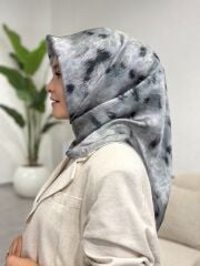 AKER SURA İPEK EŞARP