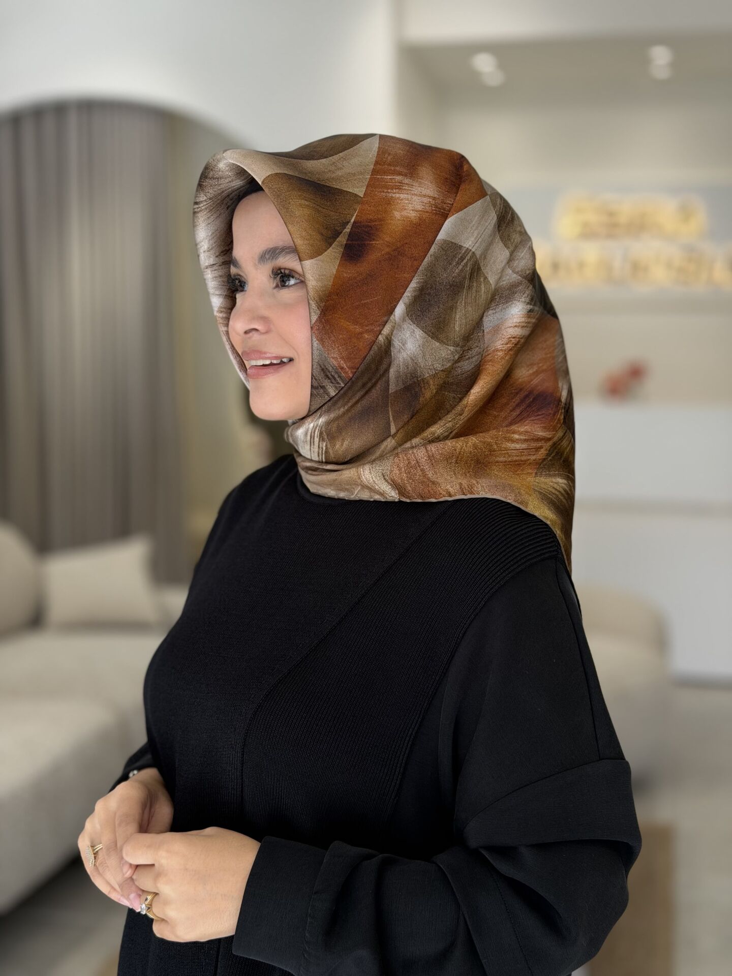 LA BOUTİQUE SURA İPEK EŞARP