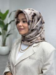 AKER SURA İPEK EŞARP