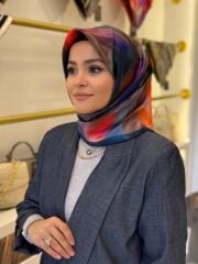 AKER SURA İPEK EŞARP
