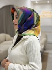 AKER SURA İPEK EŞARP