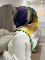 AKER SURA İPEK EŞARP