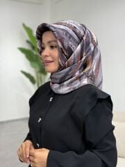 AKER SURA İPEK EŞARP