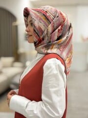 AKER SURA İPEK EŞARP