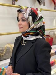 AKER SURA İPEK EŞARP