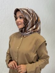 AKER SURA İPEK EŞARP
