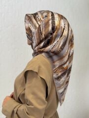 AKER SURA İPEK EŞARP