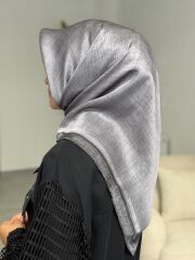 AKER SURA İPEK EŞARP