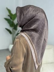AKER SURA İPEK EŞARP