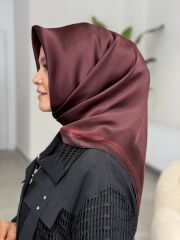 AKER SURA İPEK EŞARP