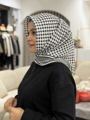 YAZ/GÜZ SERİSİ EŞARP