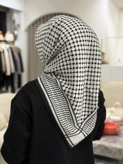 YAZ/GÜZ SERİSİ EŞARP