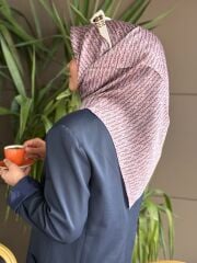 AKER SURA İPEK EŞARP