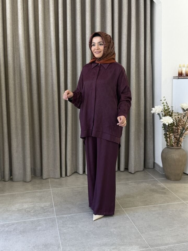 TIĞ TRİKO SATEN DESENLİ PANTOLONLU TAKIM MÜRDÜM