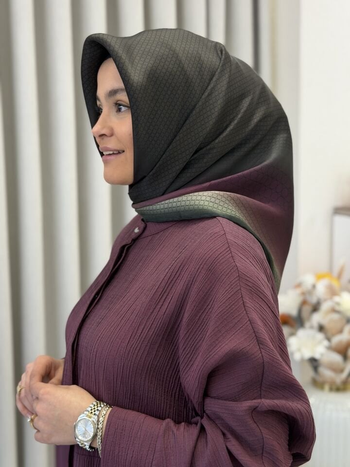 LA BOUTİQUE SURA İPEK EŞARP