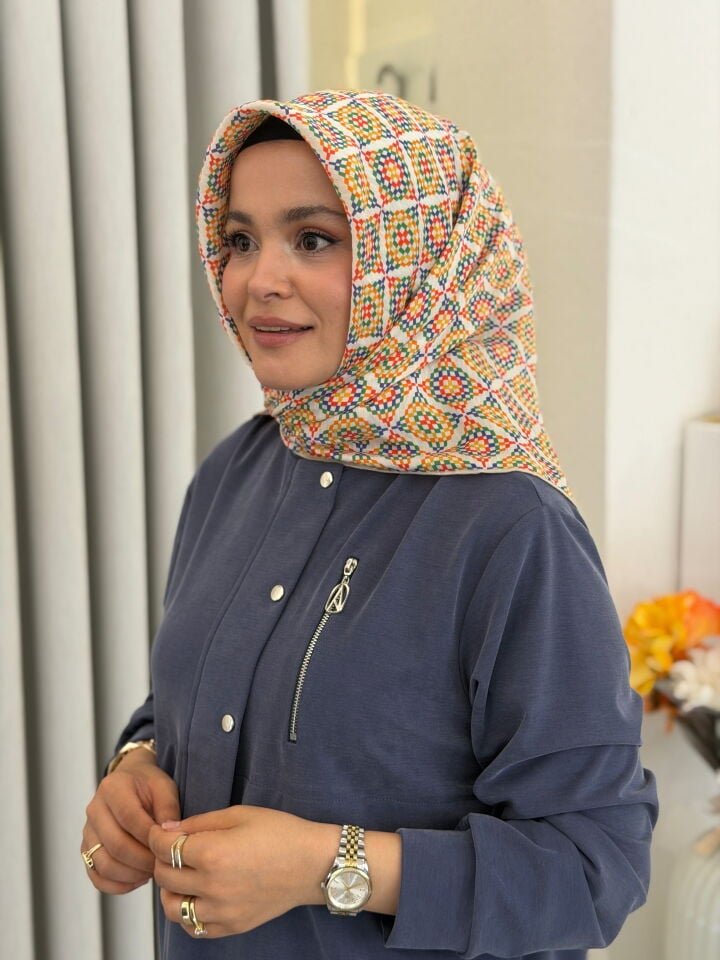 YAZ/GÜZ SERİSİ EŞARP