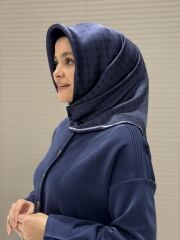 AKER SURA İPEK EŞARP