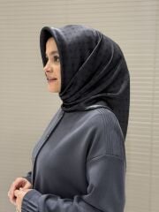 AKER SURA İPEK EŞARP