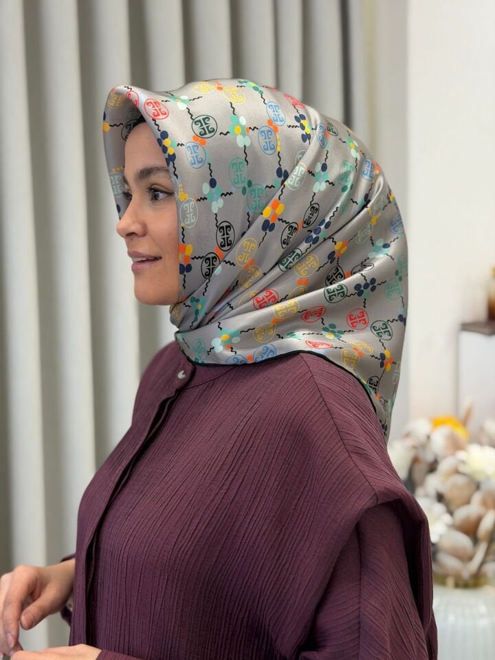 PİERRE CARDİN SURA İPEK EŞARP