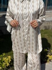 BEJ BEYAZ PUANTİYELİ TAKIM