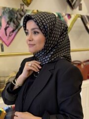 LA BOUTİQUE SURA İPEK EŞARP