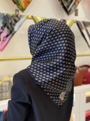 LA BOUTİQUE SURA İPEK EŞARP