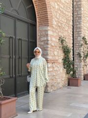 YAĞ YEŞİL- BEYAZ PUANTİYELİ TAKIM