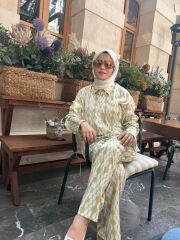 YAĞ YEŞİL- BEYAZ PUANTİYELİ TAKIM